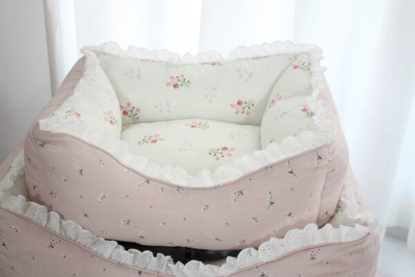 New Four-Season Pink Floral Pet Bed – Soft, Cozy Cushion for Cats & Small Dogs - Image 7